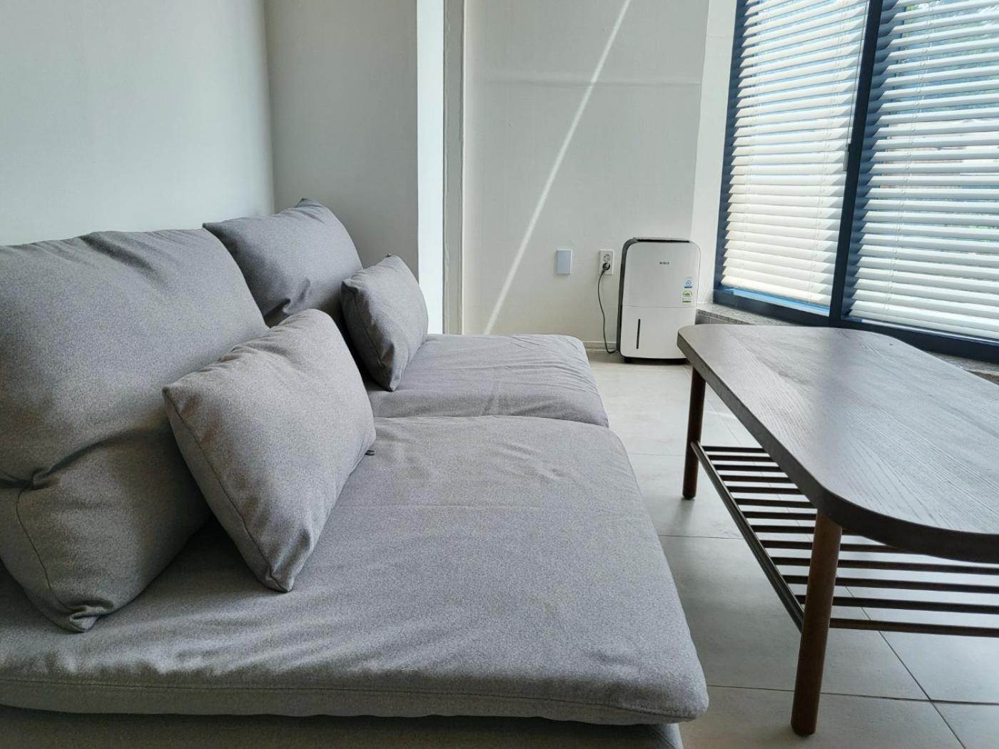 Penatess Pool Villa Chungju Exteriör bild