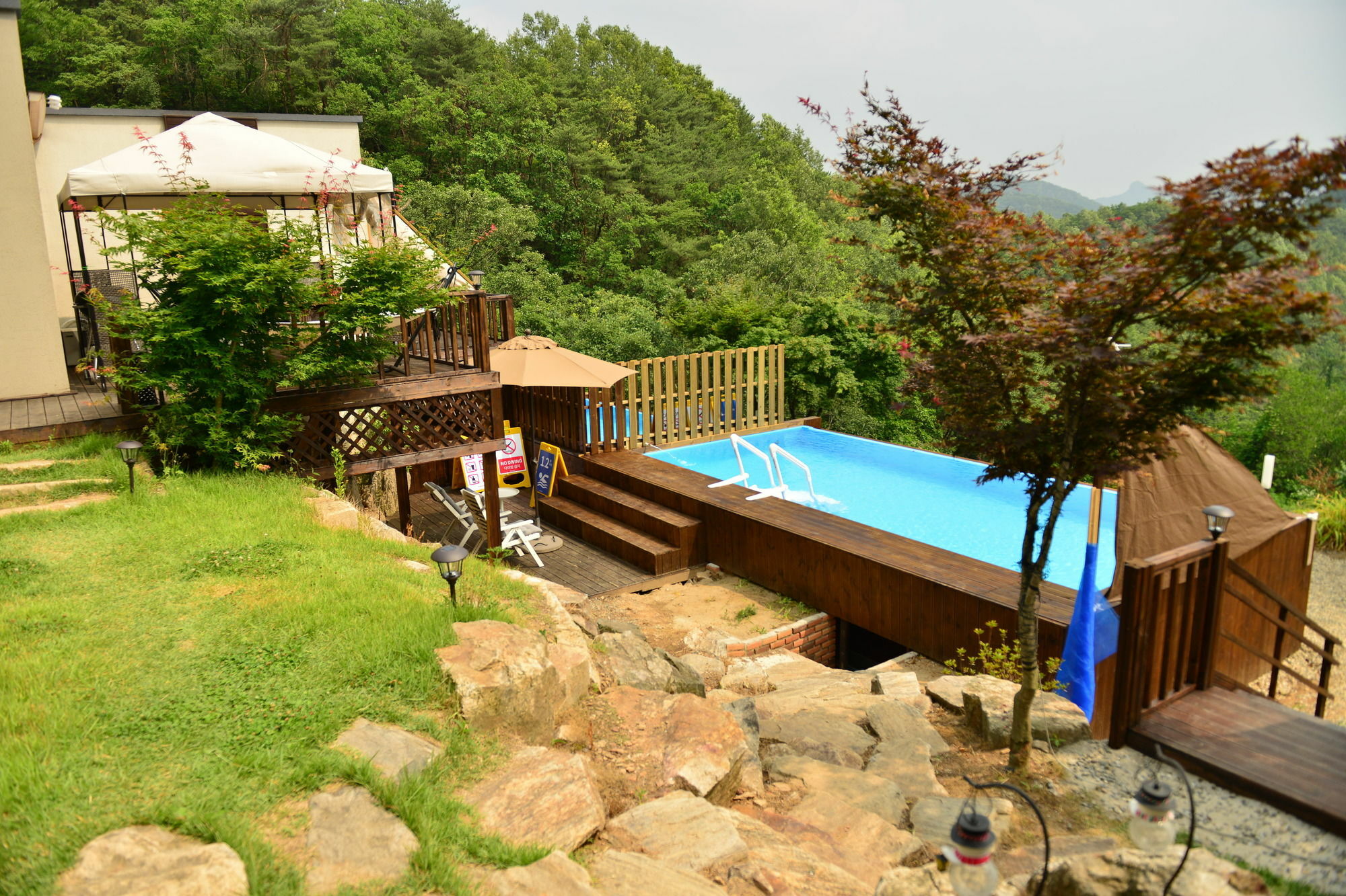 Penatess Pool Villa Chungju Exteriör bild